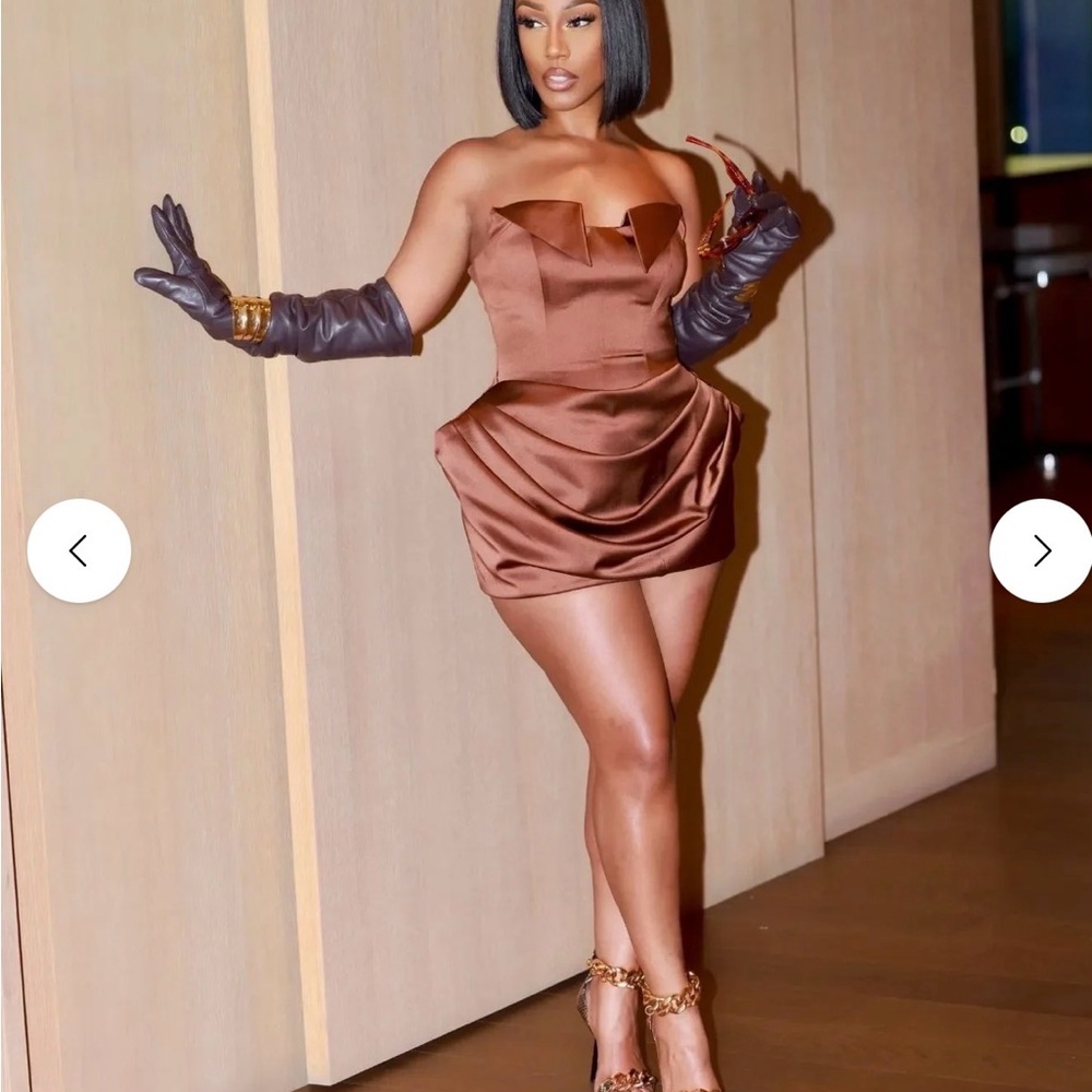 Chic Satin Mini Dress in Rich Brown